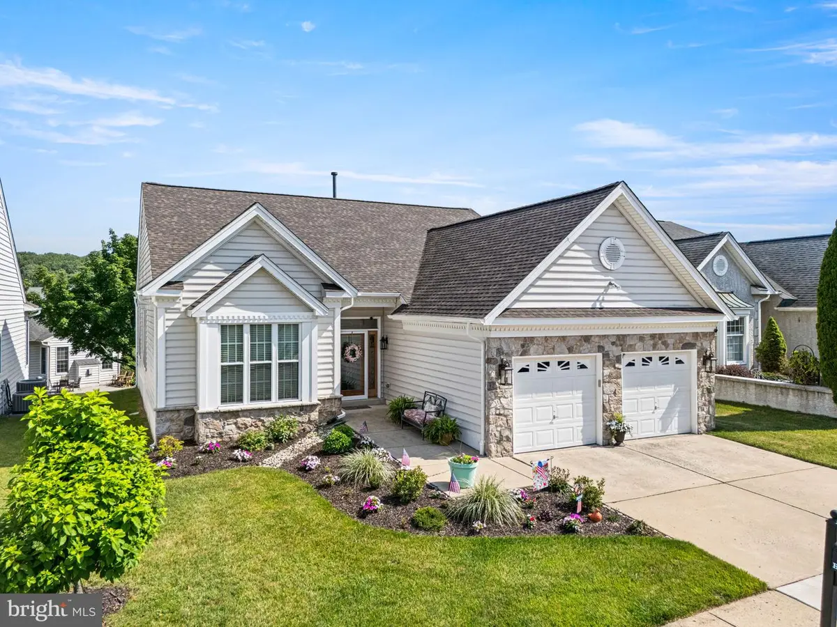 28 Hutton Ln, Garnet Valley, PA 19060 - #1