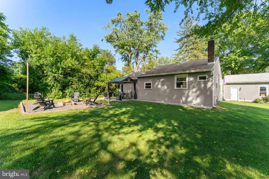 1748 Larkin Rd, Upper Chichester, PA 19061 - #3
