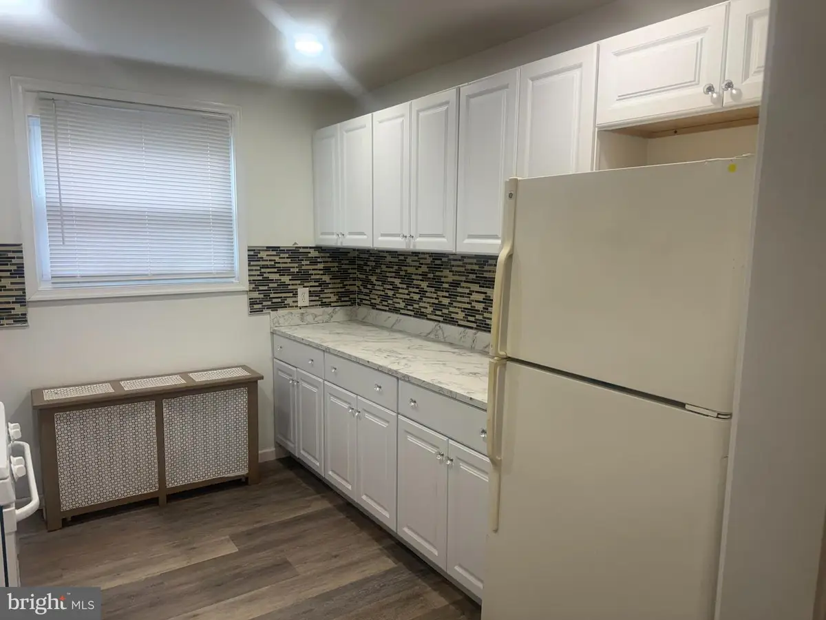 417 Copley Rd, Upper Darby, PA 19082 - #1