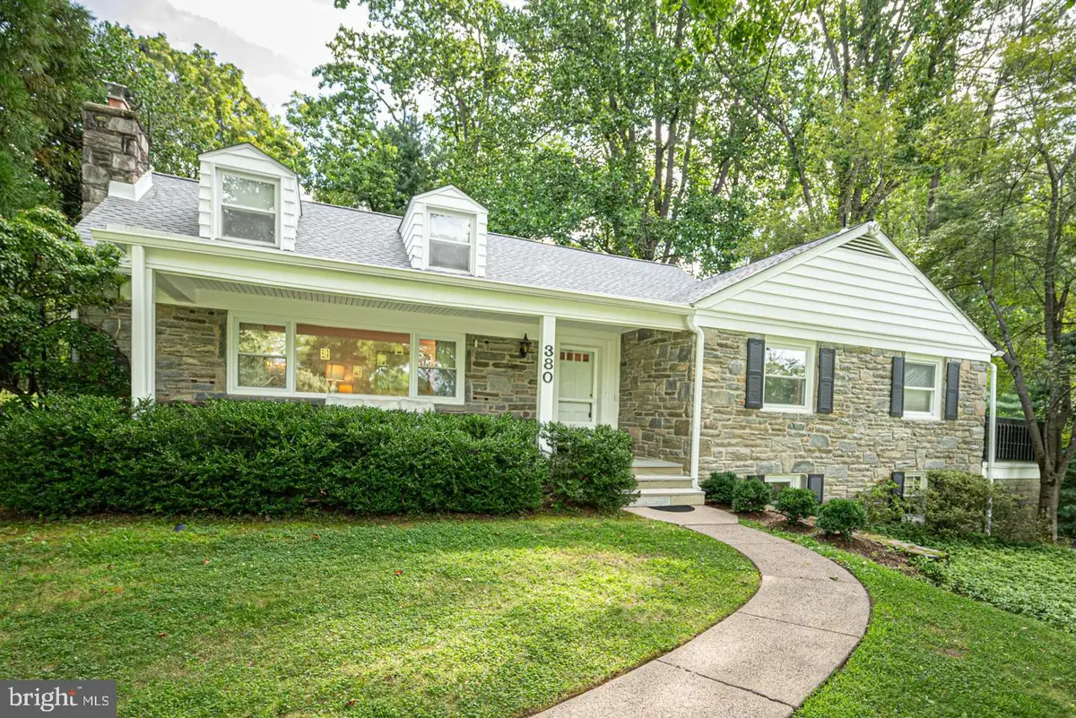 380 Sycamore Mills Rd, Media, PA 19063 - #1