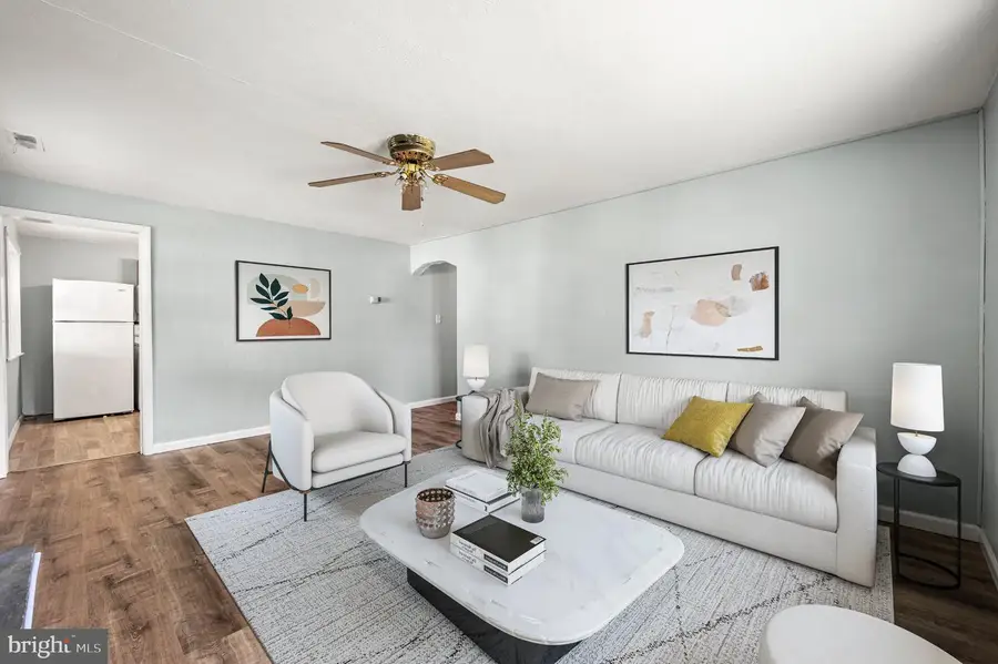 93 Florence Ave, Aston, PA 19014 - #3
