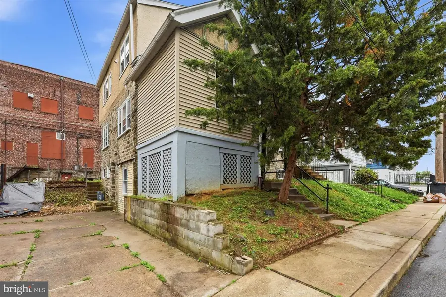 55 Richfield Rd, Upper Darby, PA 19082 - #2