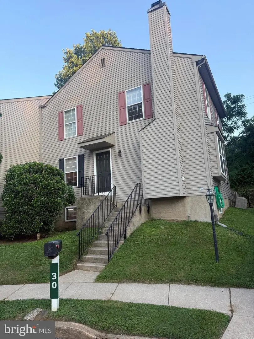 30 Duttonview Rd, Aston, PA 19014 - #1
