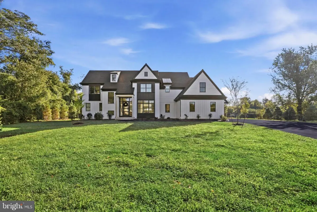 1337 Valley Rd, Glen Mills, PA 19342 - #1