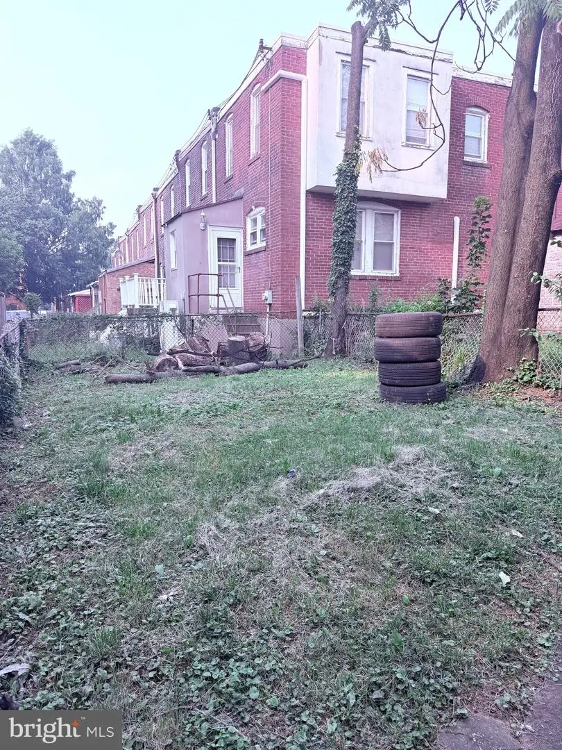 1107 Pine St, Darby, PA 19023 - #2