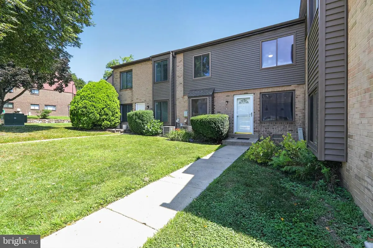 5200 Hilltop Dr #139, Brookhaven, PA 19015 - #1