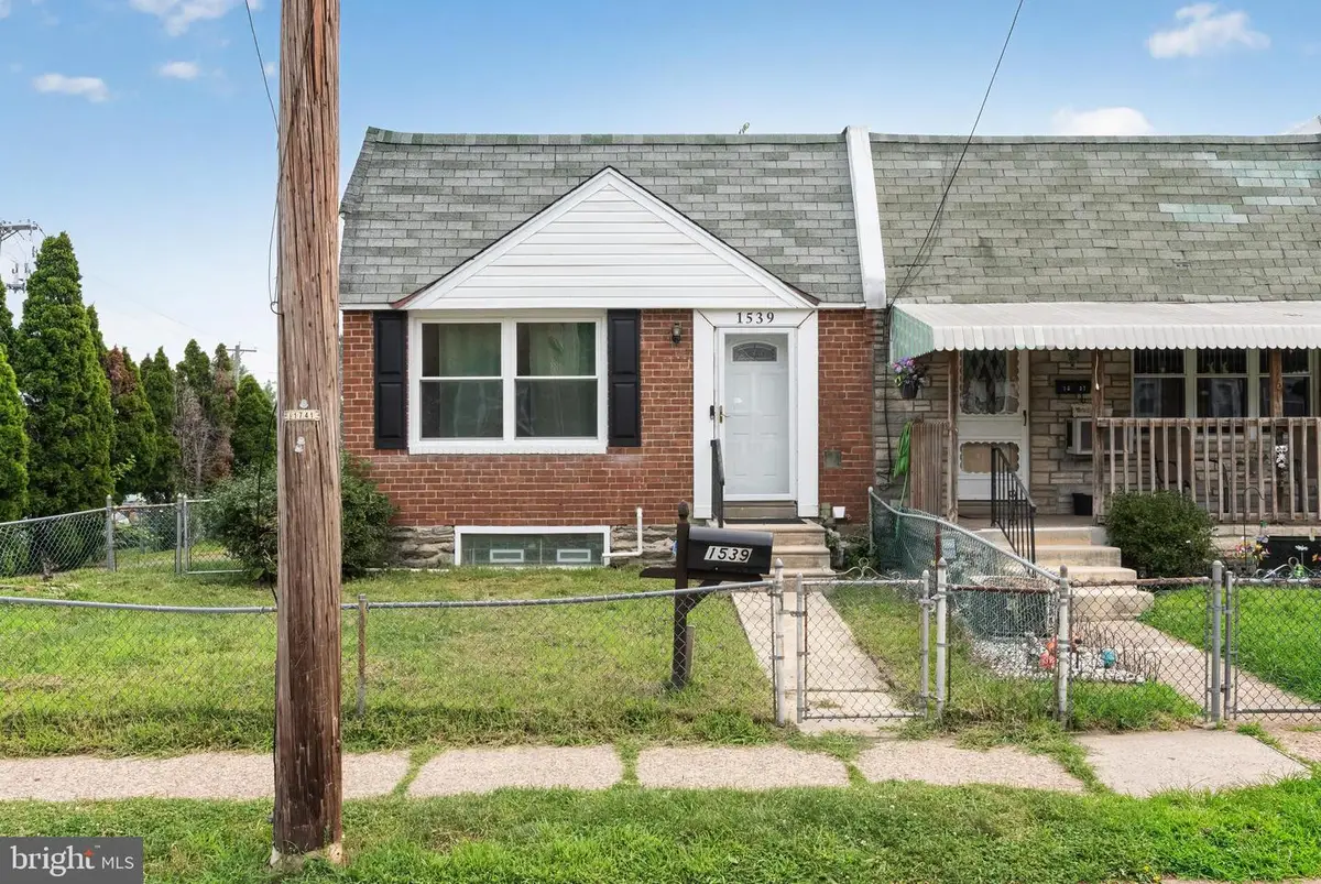 1539 Summit St, Linwood, PA 19061 - #1