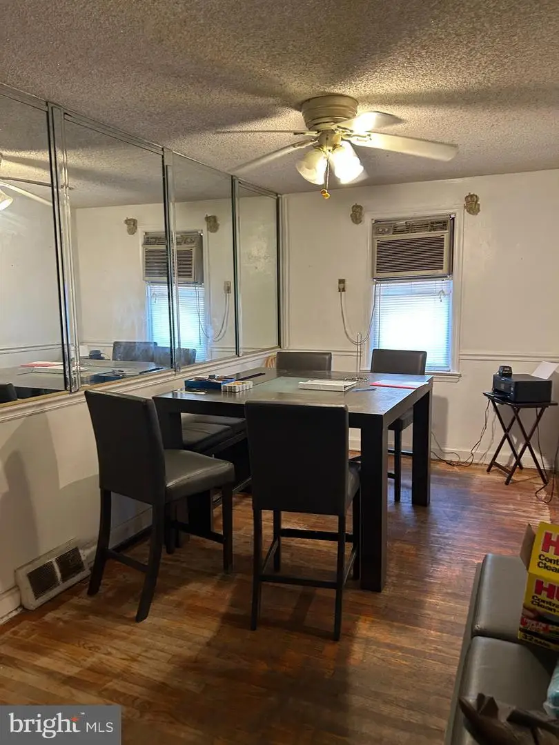 2526 Sandeland St, Chester, PA 19013 - #3