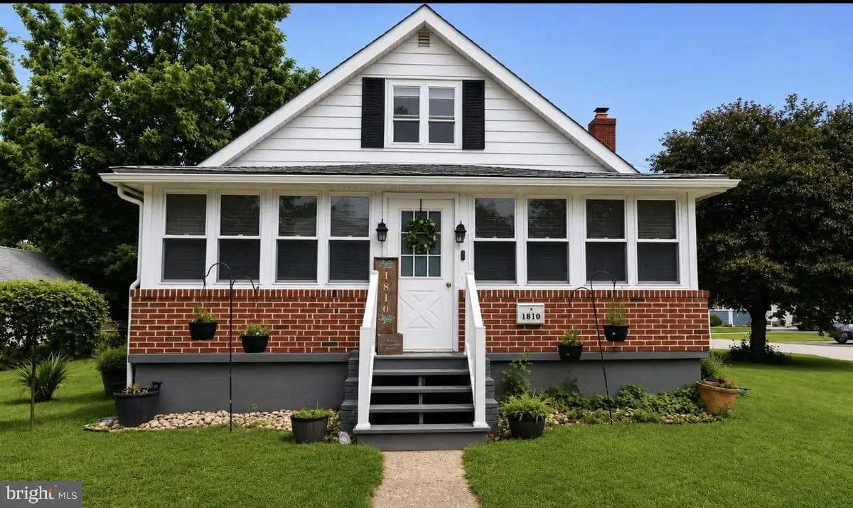 1810 Meetinghouse Rd, Upper Chichester, PA 19061 - #1