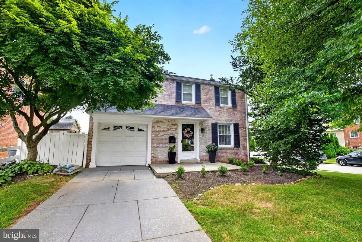 19 Harmil Rd, Broomall, PA 19008 - #1