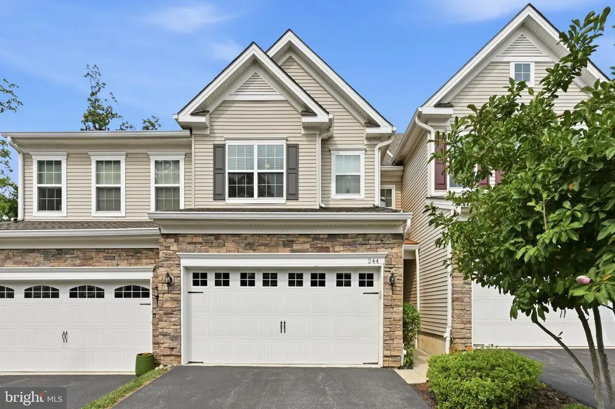 244 Clermont Dr, Newtown Square, PA 19073 - #1