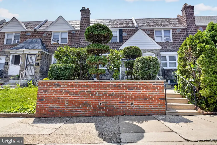 6848 Radbourne Rd, Upper Darby, PA 19082 - #3