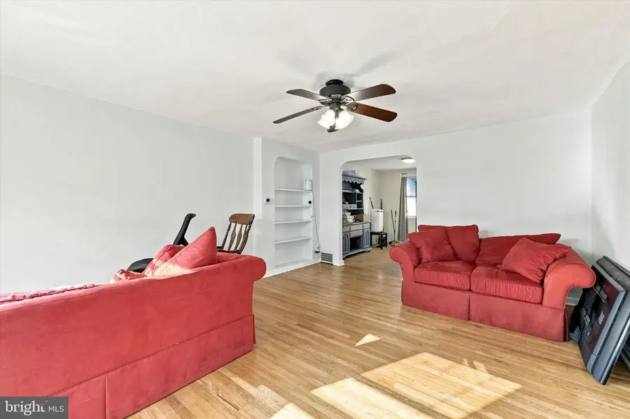 48 Gilpin Rd, Upper Darby, PA 19082 - #2