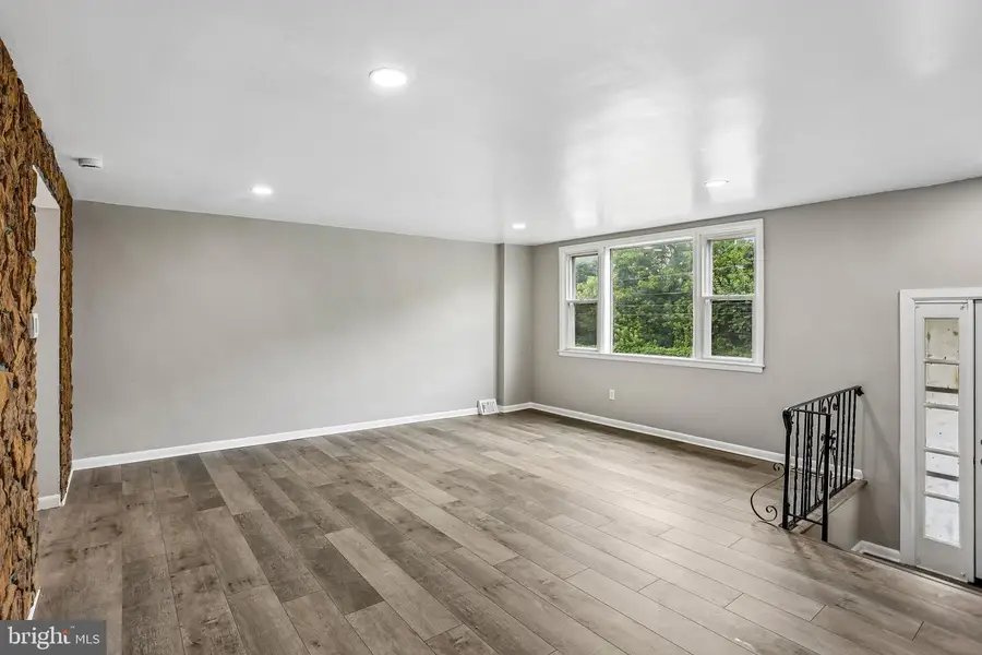 4008 Powell Rd, Brookhaven, PA 19015 - #3