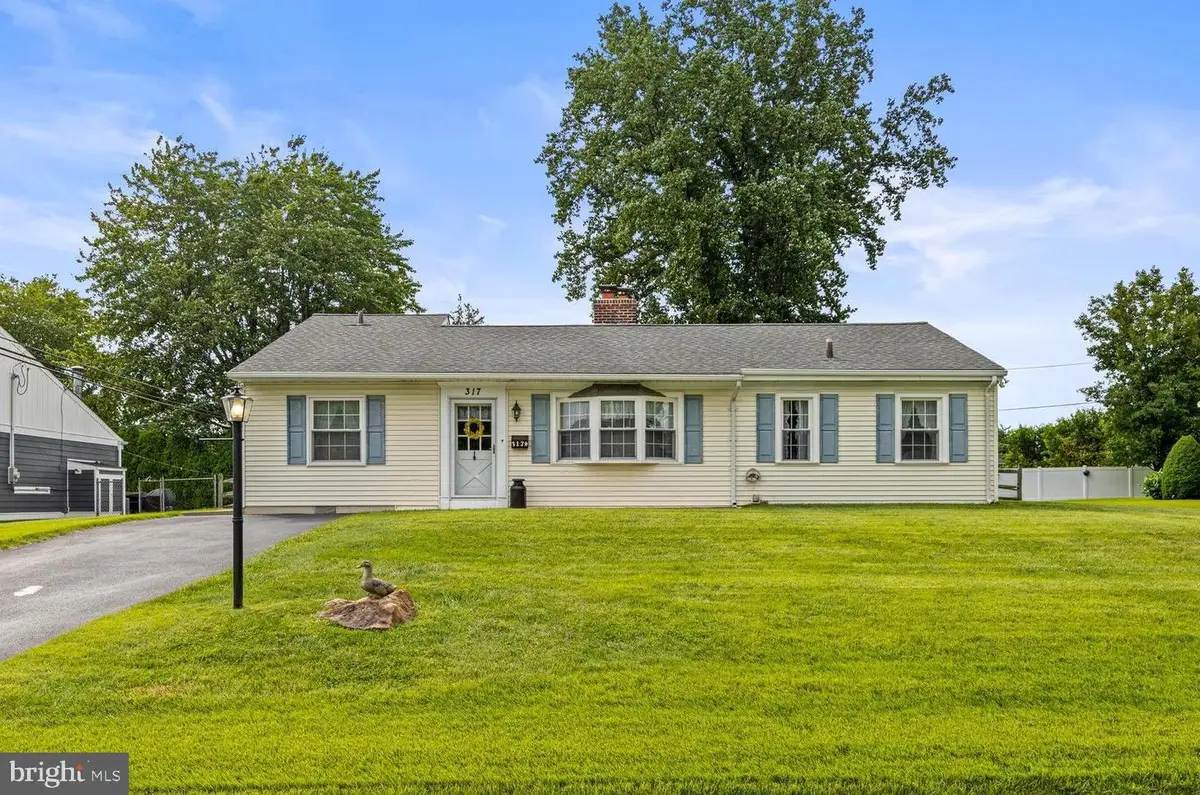 317 Rose Ln, Broomall, PA 19008 - #1