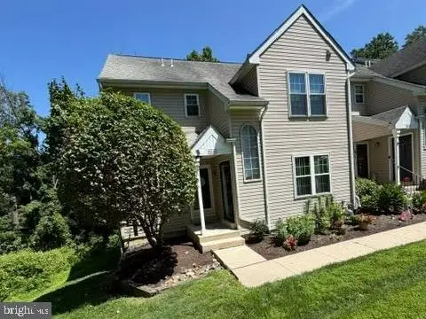 400 Derry Dr #400, ASTON, PA 19014