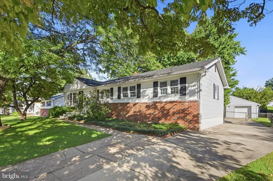 3625 N Clearwater Ln, Brookhaven, PA 19015 - #2