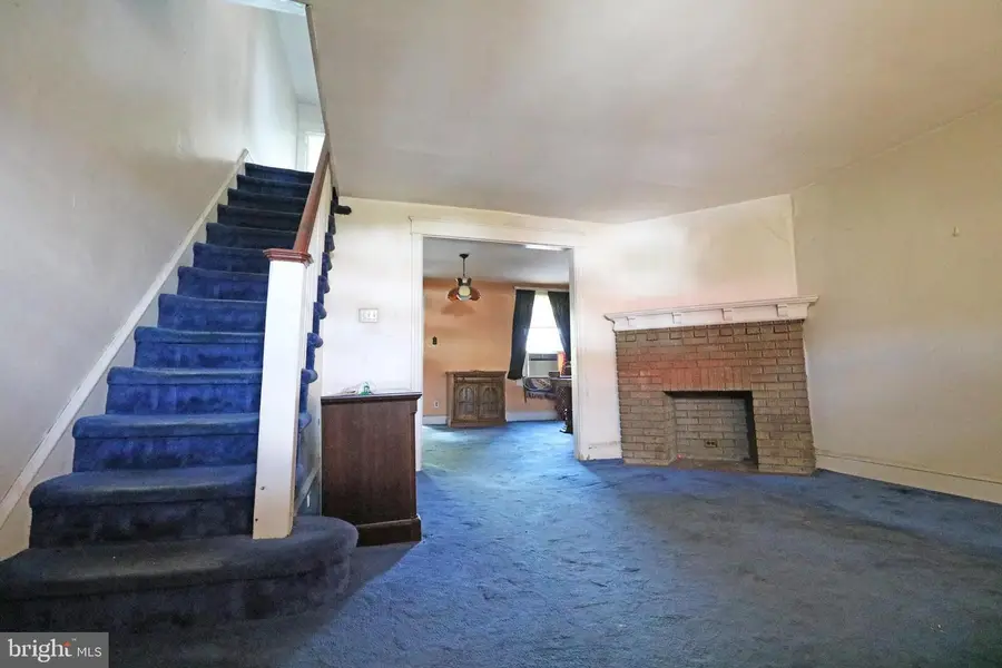 7078 Ruskin Ln, Upper Darby, PA 19082 - #3