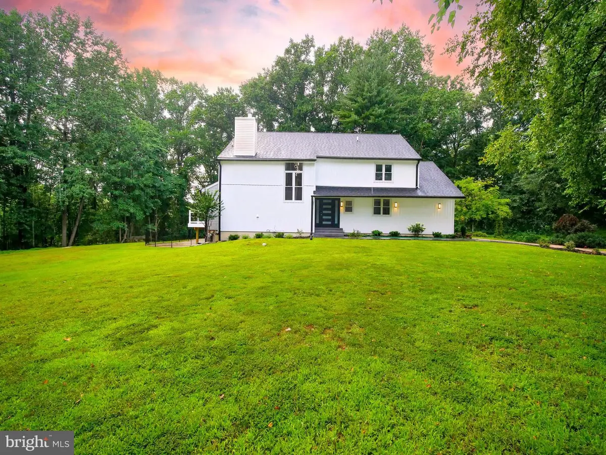 1375 Pond View Ln, Newtown Square, PA 19073 - #1