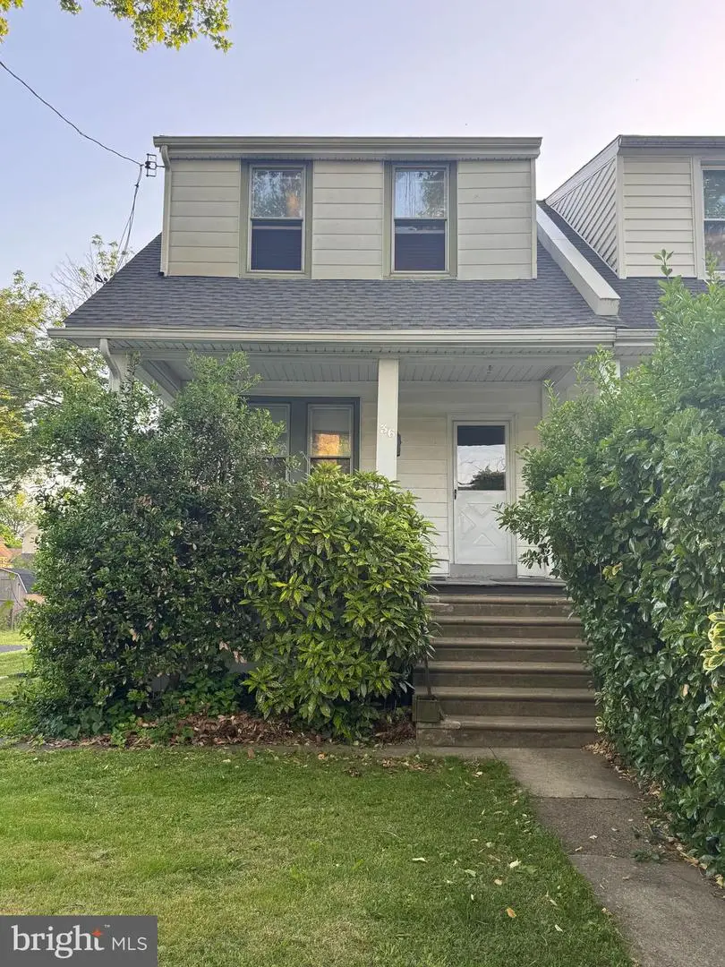 36 S Sycamore Ave, Aldan, PA 19018 - #1