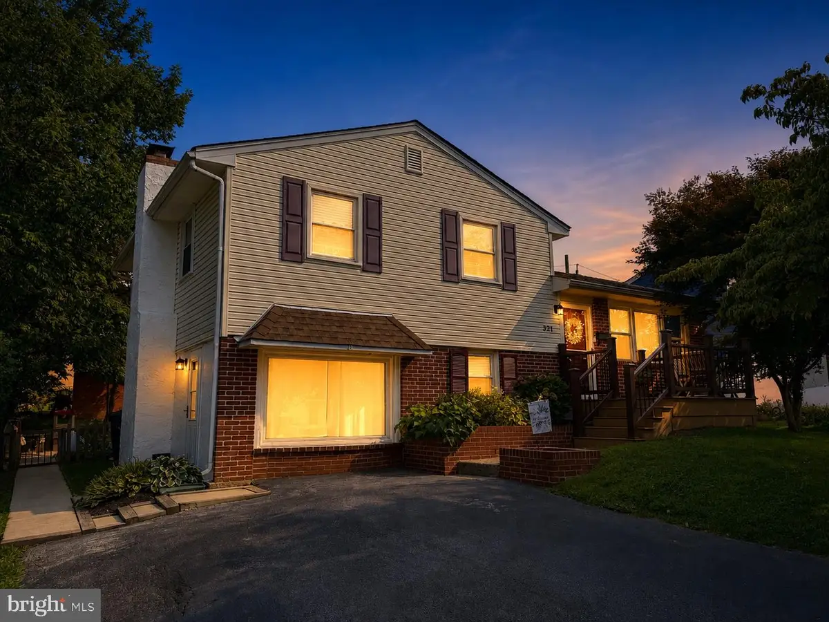 321 Summit Rd, Media, PA 19063 - #1