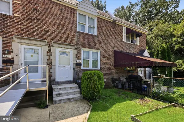310 Westmont Dr, COLLINGDALE, PA 19023