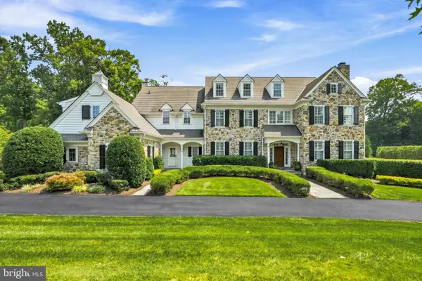 72 Farrier Ln, NEWTOWN SQUARE, PA 19073