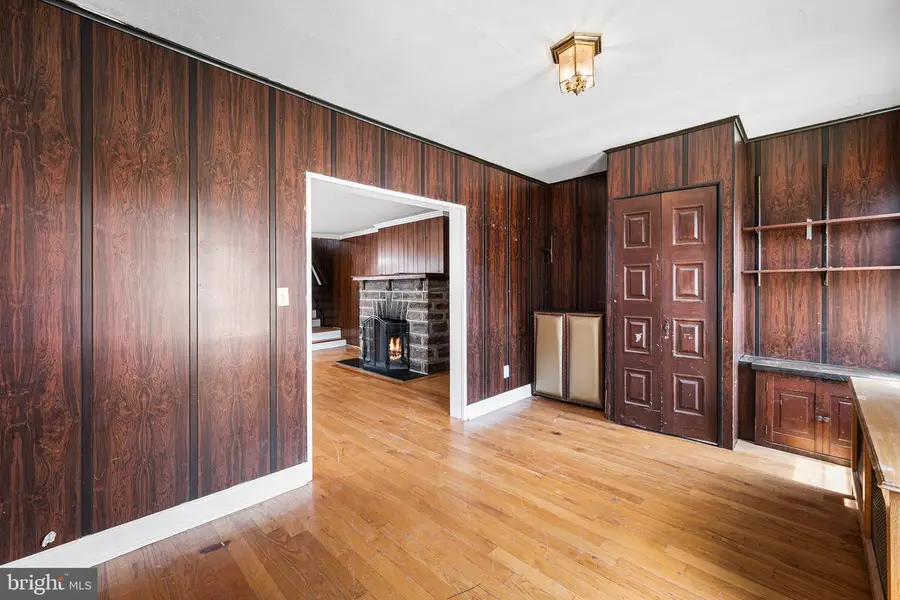 7441 Rogers Ave, Upper Darby, PA 19082 - #3