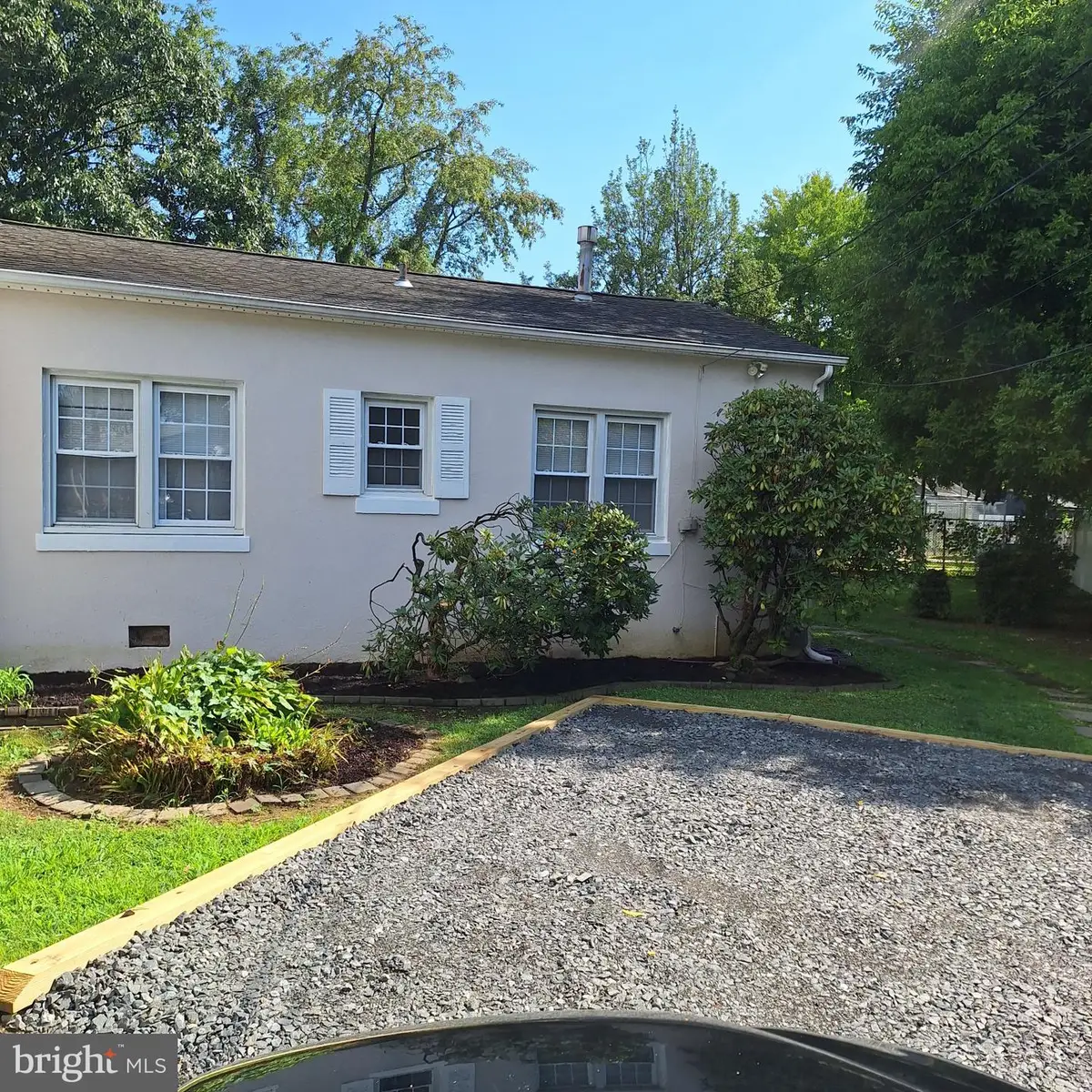 706 Lansing Ct, Wallingford, PA 19086 - #1