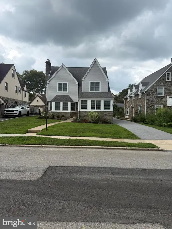 1044 Lindale Ave, DREXEL HILL, PA 19026