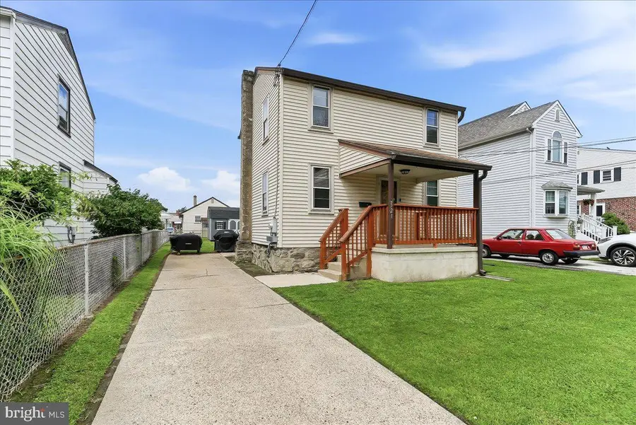 321 Jansen Ave, Essington, PA 19029 - #2