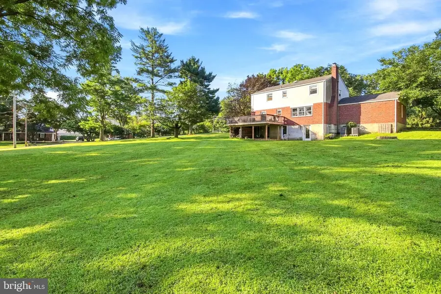 161 Schoolhouse Ln, Glen Mills, PA 19342 - #3