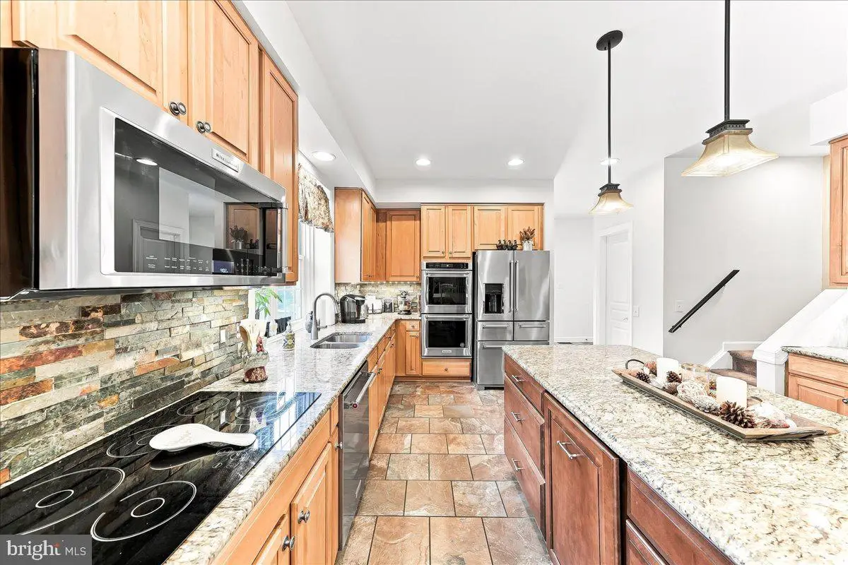 39 Maple Ln, Glen Mills, PA 19342 - #1