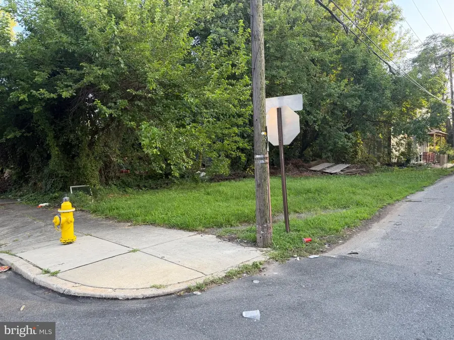1118 Potter St, Chester, PA 19013 - #2