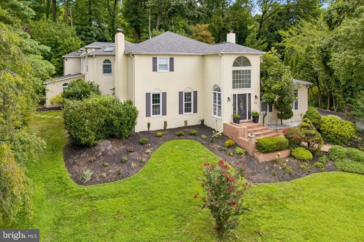 637 Heather Ln, Bryn Mawr, PA 19010 - #1