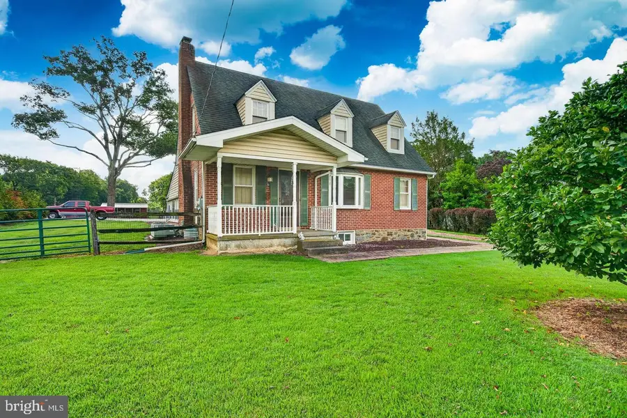 1819 Larkin Rd, Upper Chichester, PA 19061 - #2