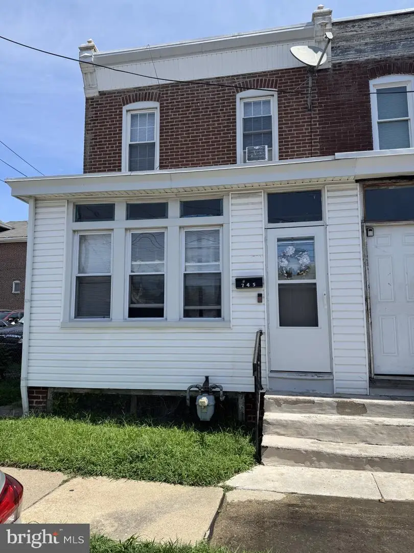 745 Engle St, Chester, PA 19013 - #1