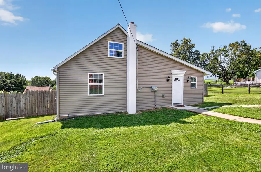 4012 Greenwood Ave, Upper Chichester, PA 19061 - #2
