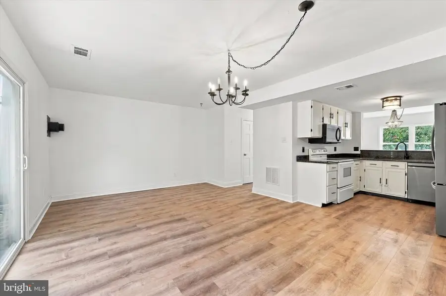 14 Kingston Ter, Aston, PA 19014 - #2