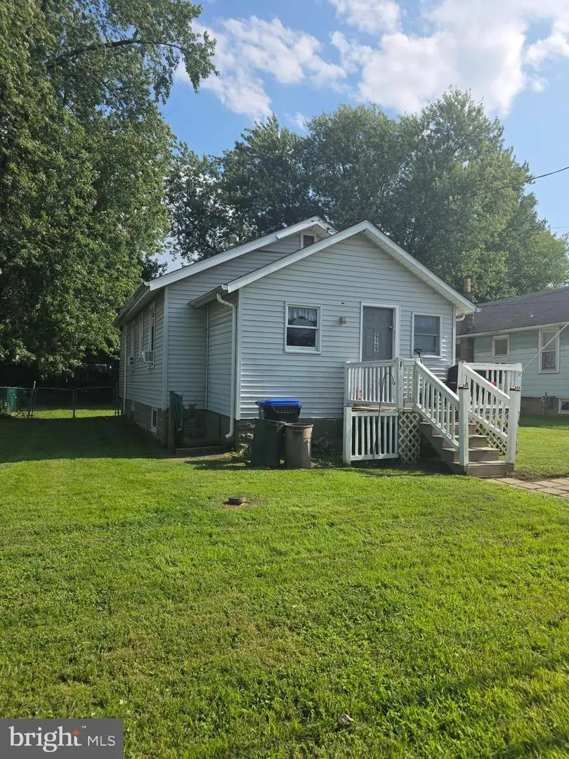929 Randall Ave, Upper Chichester, PA 19061 - #1