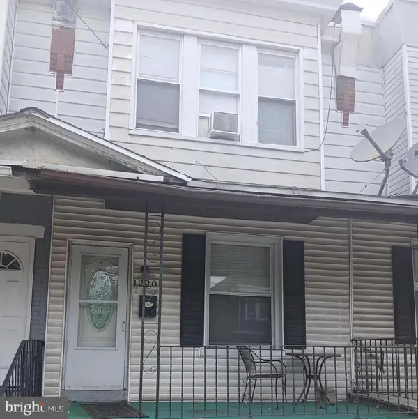 1220 W 9th St, CHESTER, PA 19013
