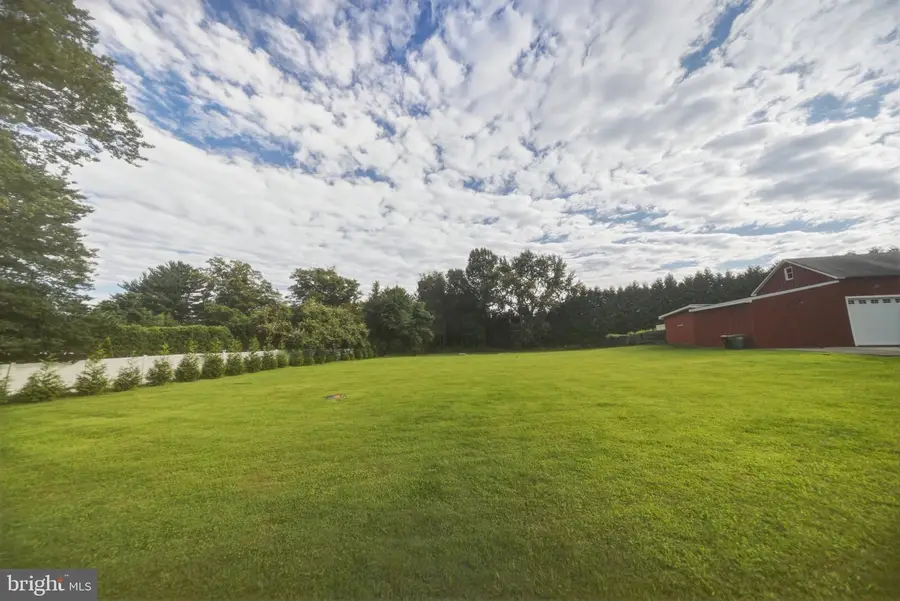 1137 Naamans Creek Rd, Garnet Valley, PA 19060 - #3