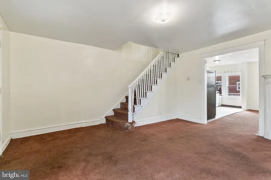 7038 Clover Ln, Upper Darby, PA 19082 - #3