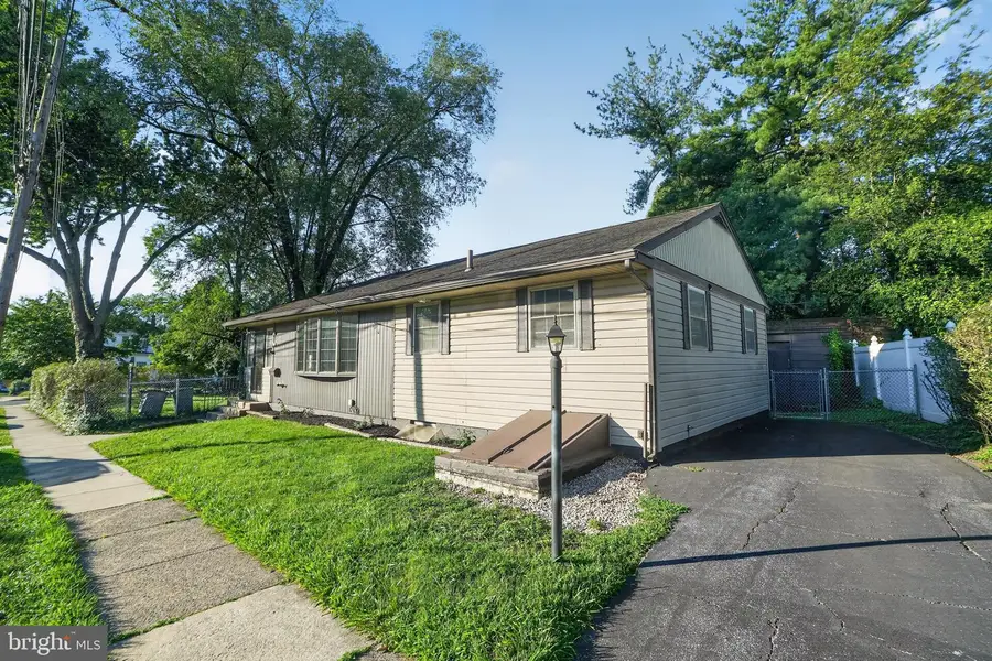 220 Mckinley Ave, Norwood, PA 19074 - #2