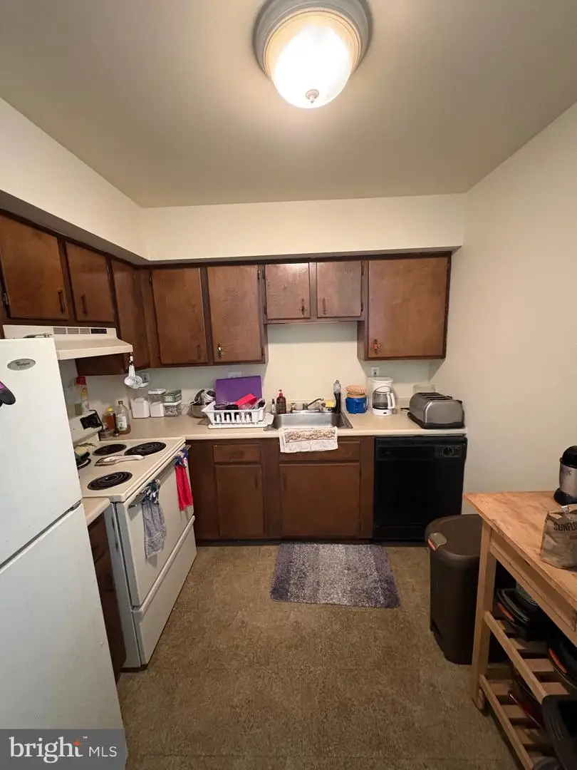 5200 Hilltop Dr #a21, Brookhaven, PA 19015 - #3