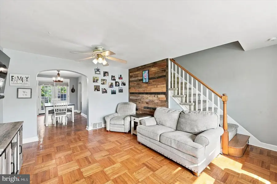 507 Perry St, Ridley Park, PA 19078 - #3