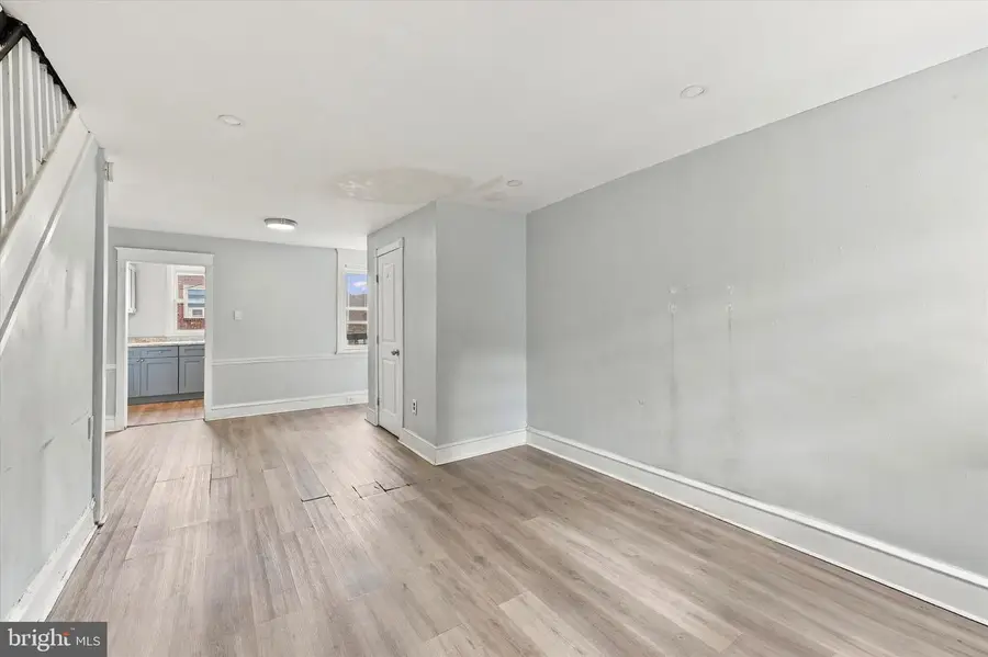 557 Timberlake Rd, Upper Darby, PA 19082 - #3