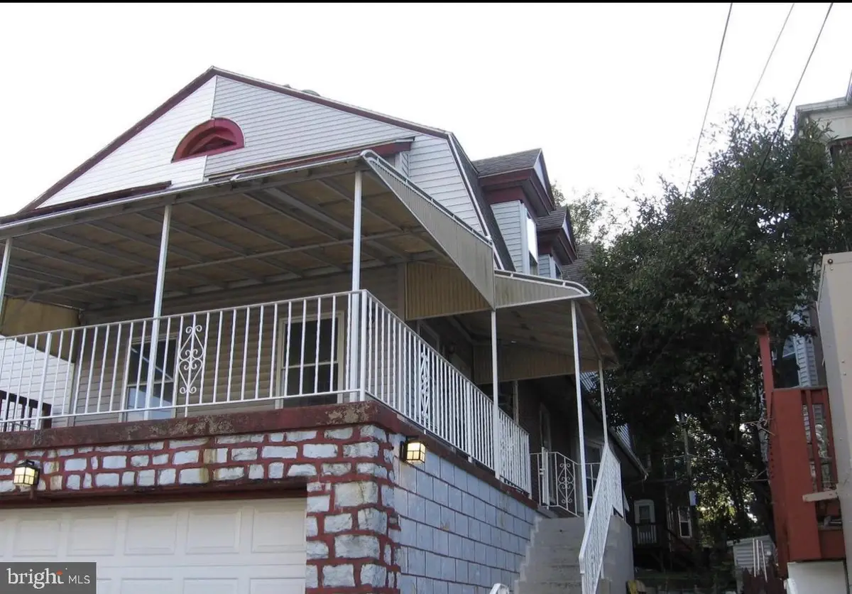 14 Park Ave, Upper Darby, PA 19082 - #1