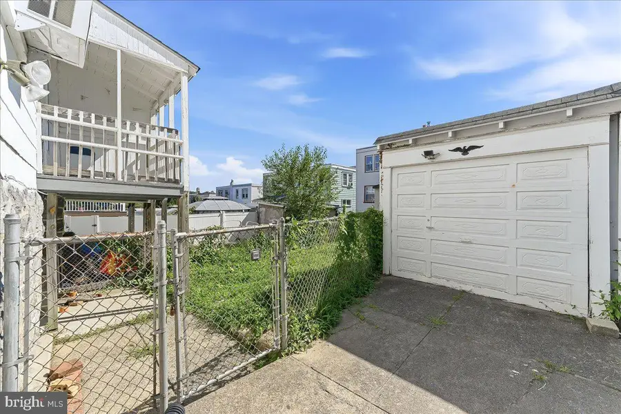 117 N Fairview Ave, Upper Darby, PA 19082 - #3