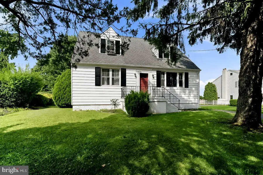4101 Naamans Creek Rd, Upper Chichester, PA 19061 - #3